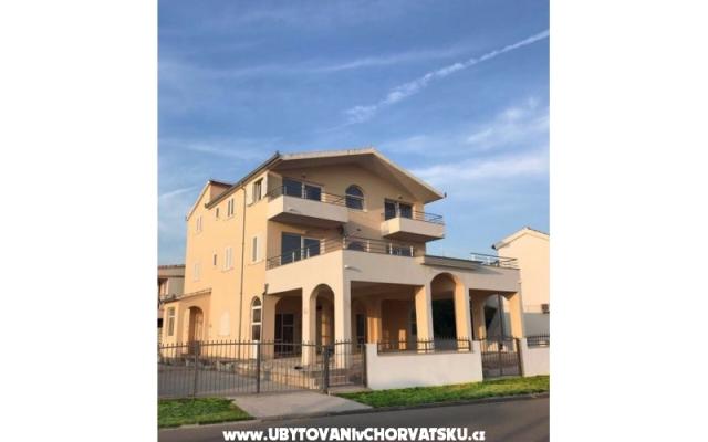 Villa Marina - Unterkunft Rogoznica Kroatien