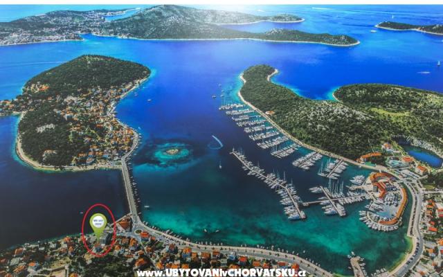 Flores Luxury Suites - Unterkunft Rogoznica Kroatien