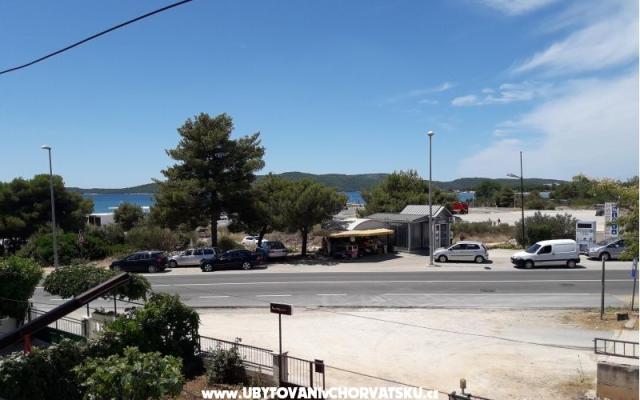 Apartment Lily - Unterkunft Sibenik Kroatien