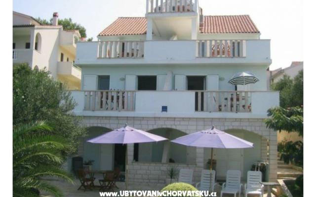 Apartment Manuela (vila Doni) - Unterkunft Sibenik Kroatien