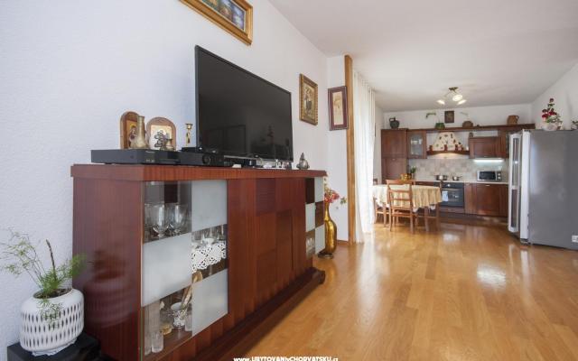 Apartment Nino 2 - Unterkunft Sibenik Kroatien
