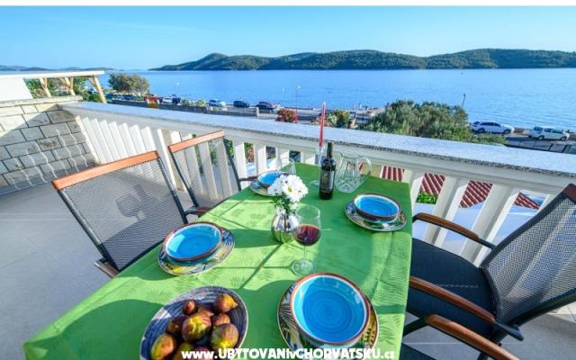 Appartements Badzim - Unterkunft Sibenik Kroatien