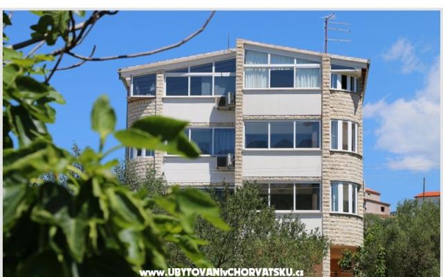 Appartements Juras - Unterkunft Sibenik Kroatien