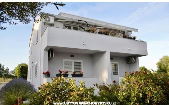 Apartment Z Jadrija - Unterkunft Sibenik Kroatien