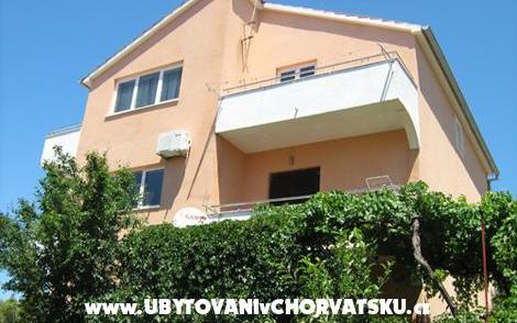 Ferienwohnungen Pletikosa - Unterkunft Sibenik Kroatien
