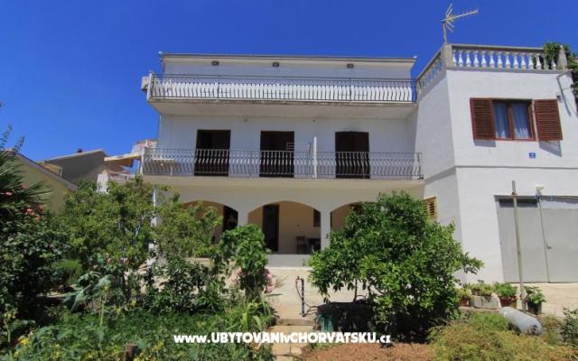Brodarica beach house - Unterkunft Sibenik Kroatien