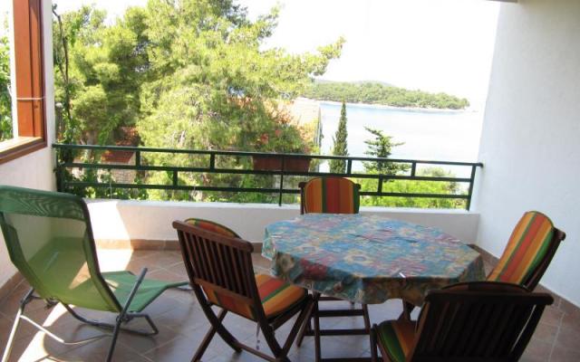 Appartements Mira - Unterkunft Insel Solta Kroatien