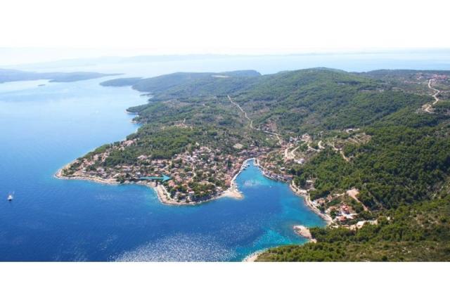Ferienwohnungen Mario Stomorska - Unterkunft Insel Solta Kroatien