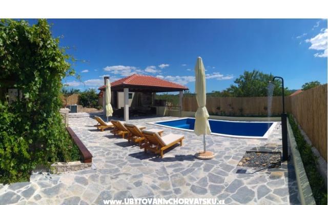 Countryside house mit Pool - Unterkunft Split Kroatien