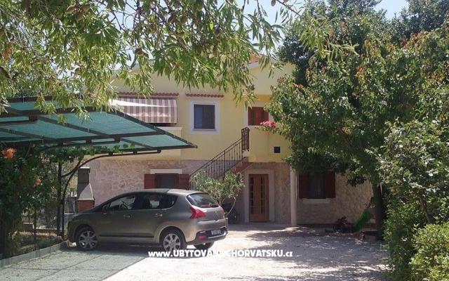 Appartements Gašparović - Unterkunft Sukosan Kroatien