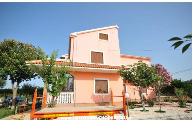 Villa Dalmatia - Unterkunft Sukosan Kroatien