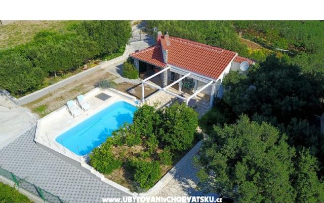 Adriatic Haus Slatine Ferienwohnungen - Unterkunft Trogir Kroatien