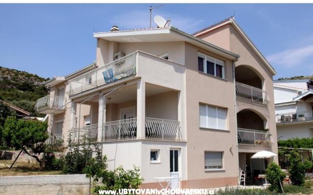 Appartements Perišić - Unterkunft Trogir Kroatien
