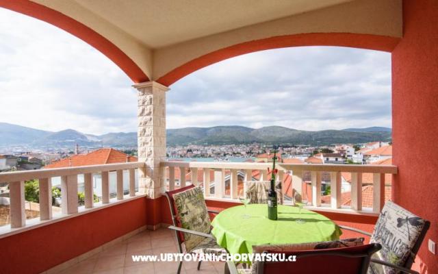 Apartment Pjerina Trogir - Unterkunft Trogir Kroatien