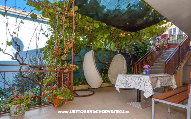 Rubin - Unterkunft Trogir Kroatien