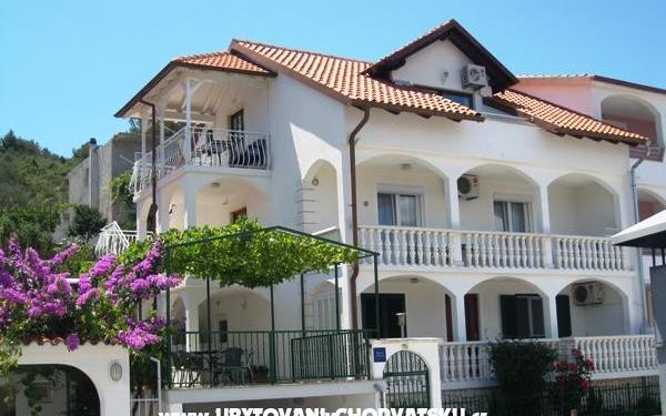 Appartements Buljan - Unterkunft Trogir Kroatien