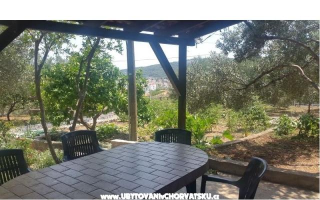 Appartements Jelica - Unterkunft Trogir Kroatien