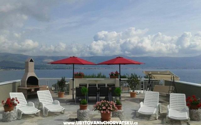 Appartements Knežević - Unterkunft Trogir Kroatien