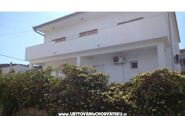 Appartements Lovre - Unterkunft Trogir Kroatien