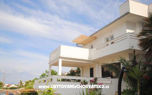 Appartements Neva - Unterkunft Trogir Kroatien