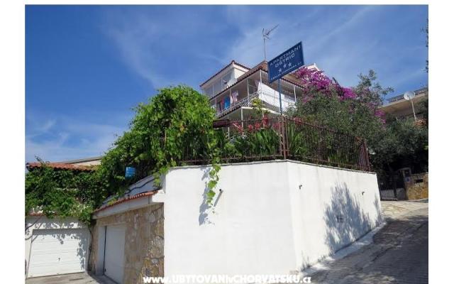 Appartements Oštrić - Unterkunft Trogir Kroatien