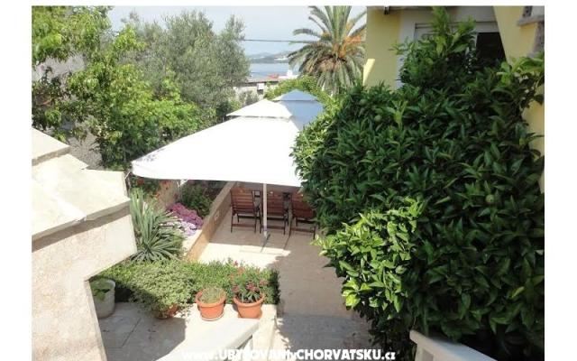 Appartements Topić - Unterkunft Trogir Kroatien