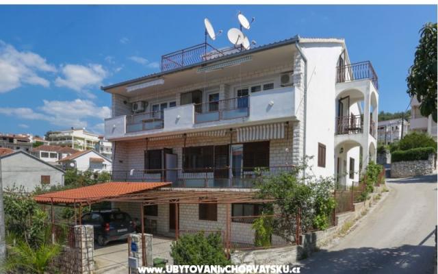 Appartements Leila - Unterkunft Trogir Kroatien
