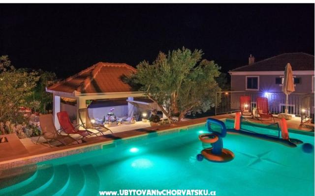 Appartement Željana - Unterkunft Trogir Kroatien