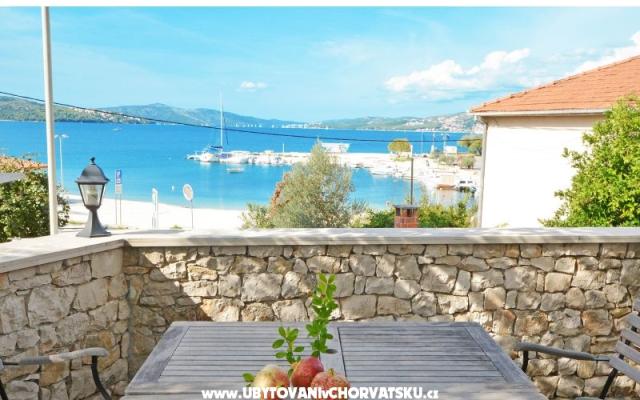 Ferienwohnungen Mary Luna - Unterkunft Trogir Kroatien