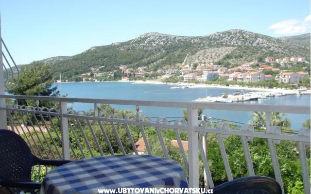 Appartements Šerić - Unterkunft Trogir Kroatien