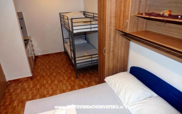 Appartements Jadranka Vladić - Unterkunft Tucepi Kroatien