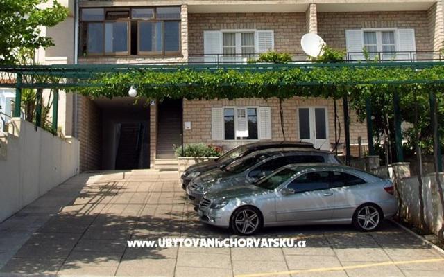 Appartements Mali raj - Unterkunft Tucepi Kroatien