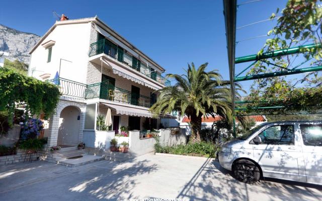 Villa Nevena - Unterkunft Tucepi Kroatien