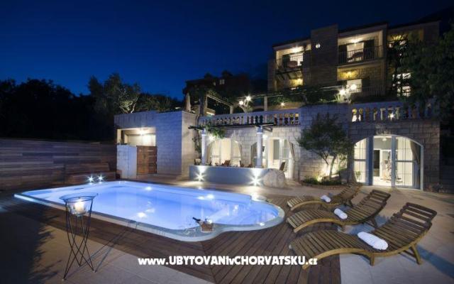 Villa Tomas Bougenvilia - Unterkunft Tucepi Kroatien