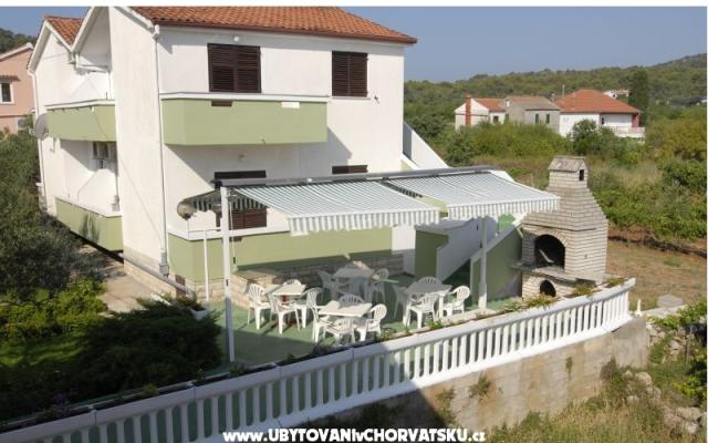 Appartements Lonić - Unterkunft Insel Ugljan Kroatien
