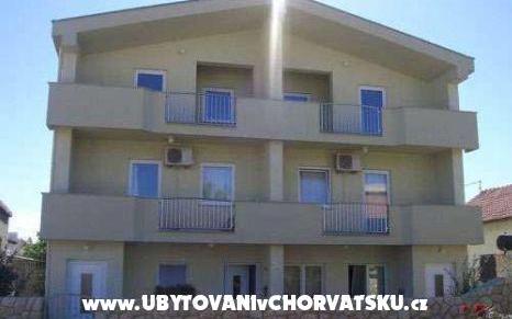 Appartements Ana - Unterkunft Insel Vir Kroatien