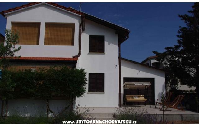 Appartements Dora - Unterkunft Insel Vir Kroatien