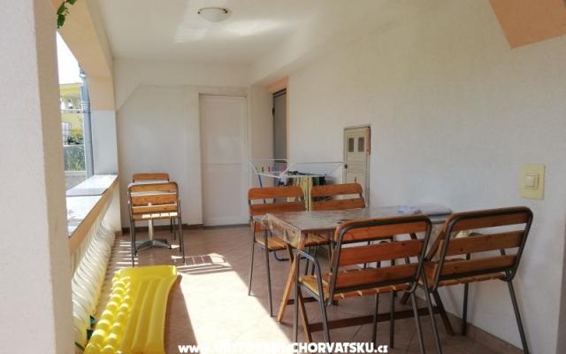 Appartements Kipas - Unterkunft Insel Vir Kroatien