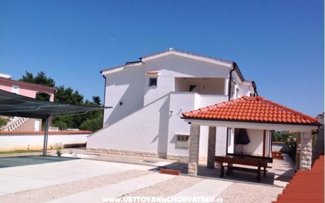 Appartements Nono Ive - Unterkunft Insel Vir Kroatien