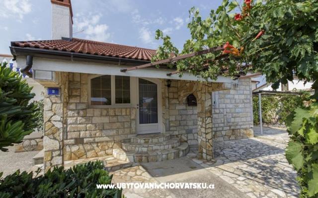 Haus Paul - Unterkunft Insel Vir Kroatien