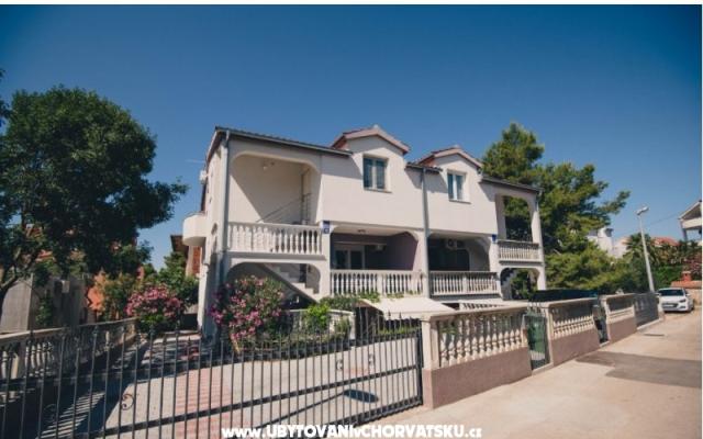 Ana Appartements - Unterkunft Vodice Kroatien