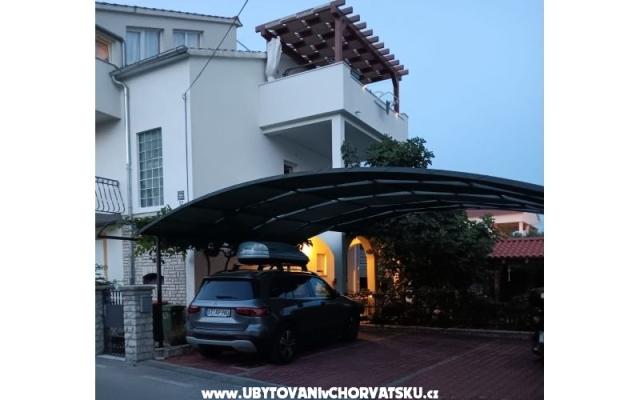 Apartment Viola - Unterkunft Vodice Kroatien