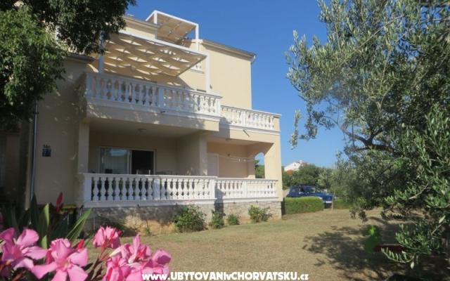 Appartements Cvita - Unterkunft Vodice Kroatien