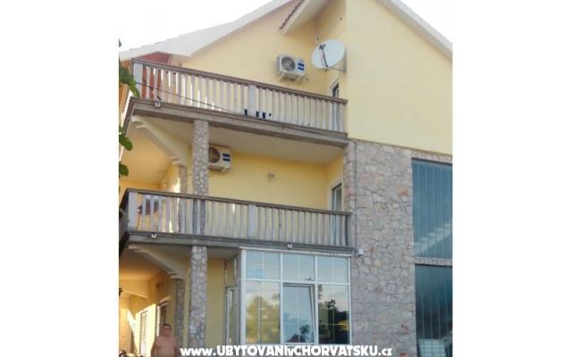 Appartements i sobe Štrus - Unterkunft Vodice Kroatien