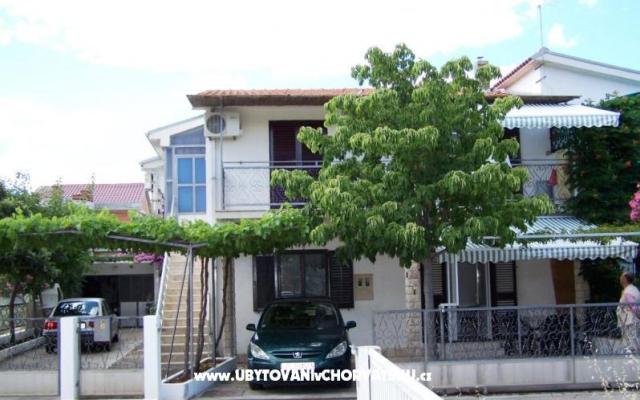 Appartements Stanko Vodice - Unterkunft Vodice Kroatien
