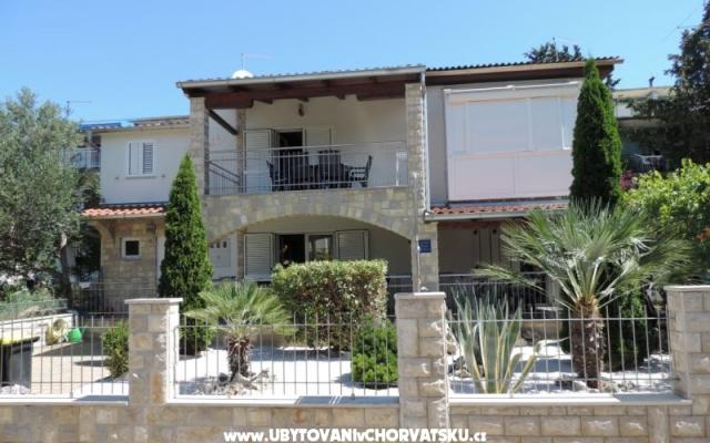 Appartement Veronika - Unterkunft Vodice Kroatien