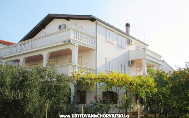 Ferienwohnungen LANE - Unterkunft Vodice Kroatien