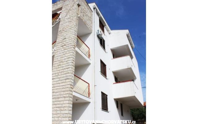 Malibis - Unterkunft Vodice Kroatien