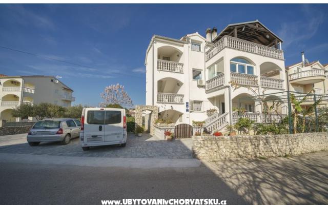 Villa Grey Stone - Unterkunft Vodice Kroatien