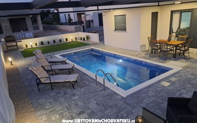 Villa Ilma - Unterkunft Vodice Kroatien